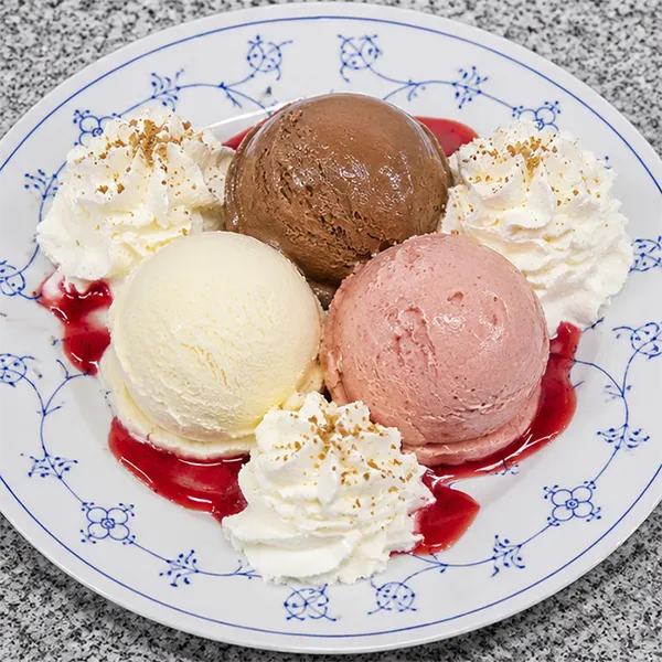 Gemischtes Eis